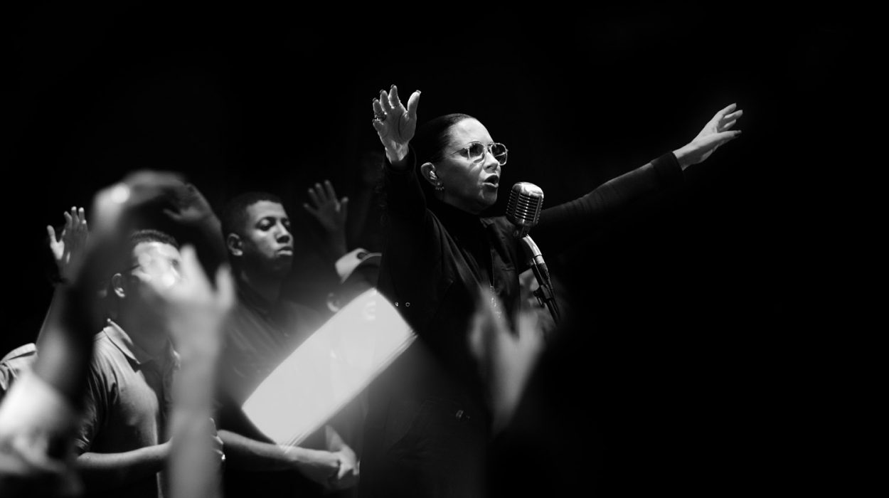 Fernandinho e Paula Faz Chover Cantor Gospel