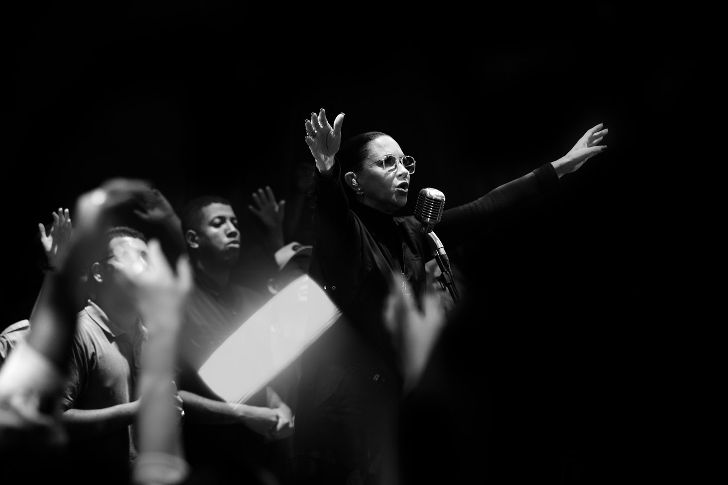 Fernandinho e Paula Faz Chover Cantor Gospel