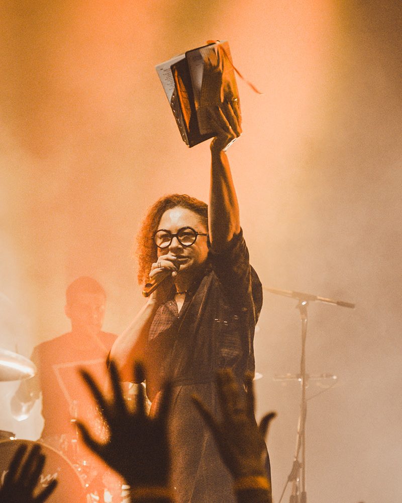 Fernandinho e Paula Faz Chover Cantor Gospel