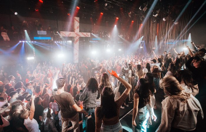 Fernandinho e Paula Faz Chover Cantor Gospel