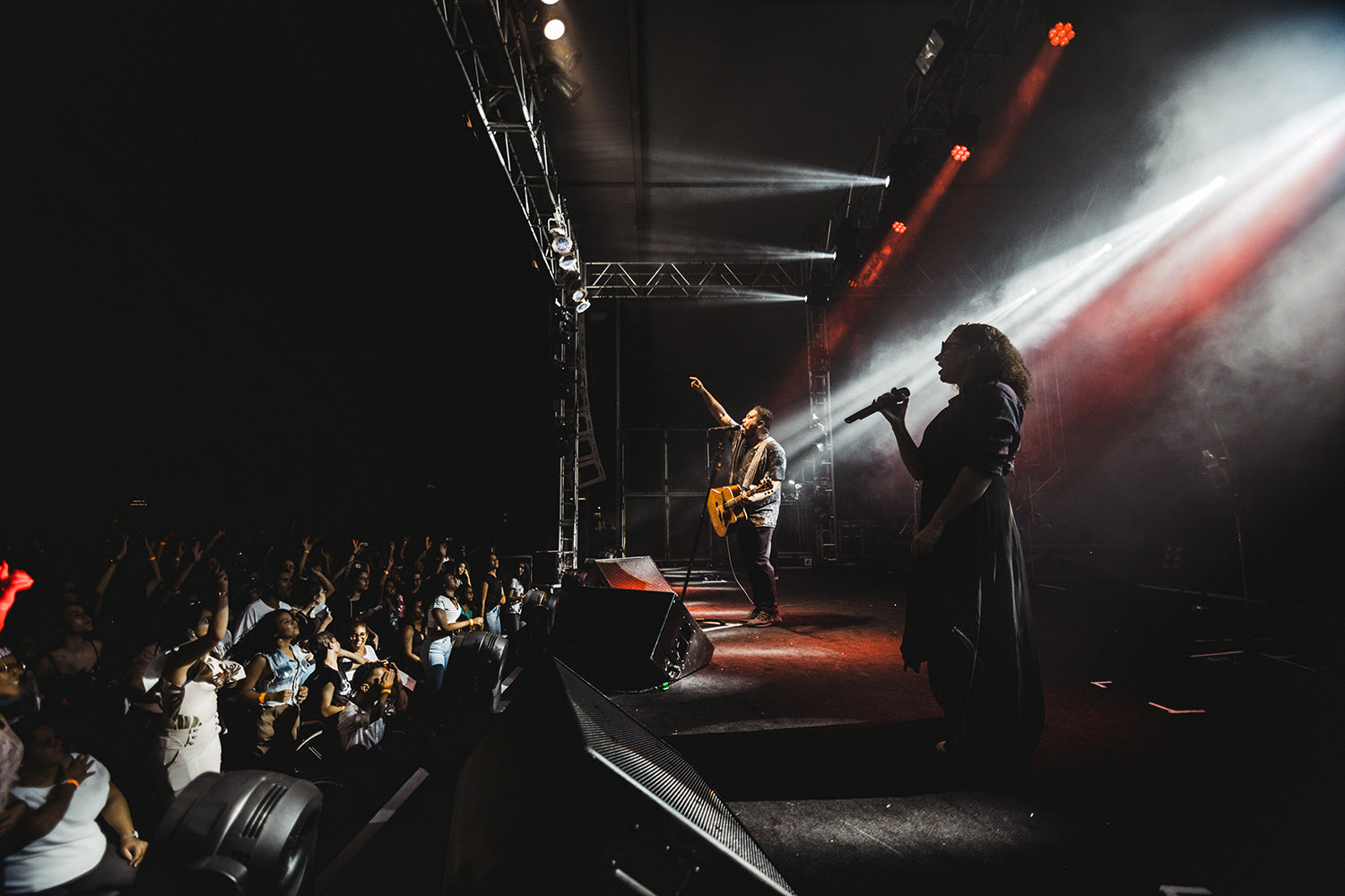 Fernandinho e Paula Faz Chover Cantor Gospel